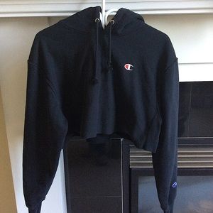 black cropped champion hoodie